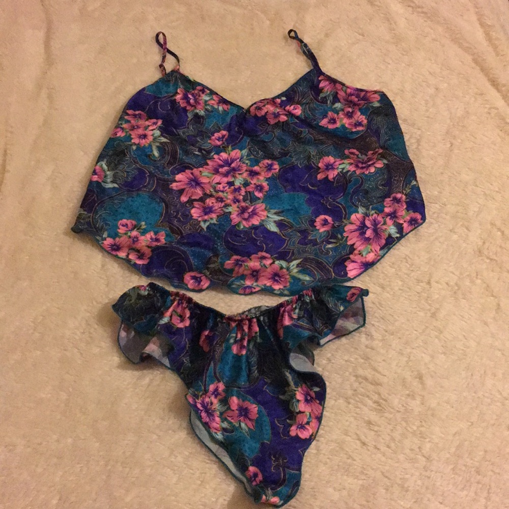 Colesce Collection Lingerie. 2 piece. Size XL